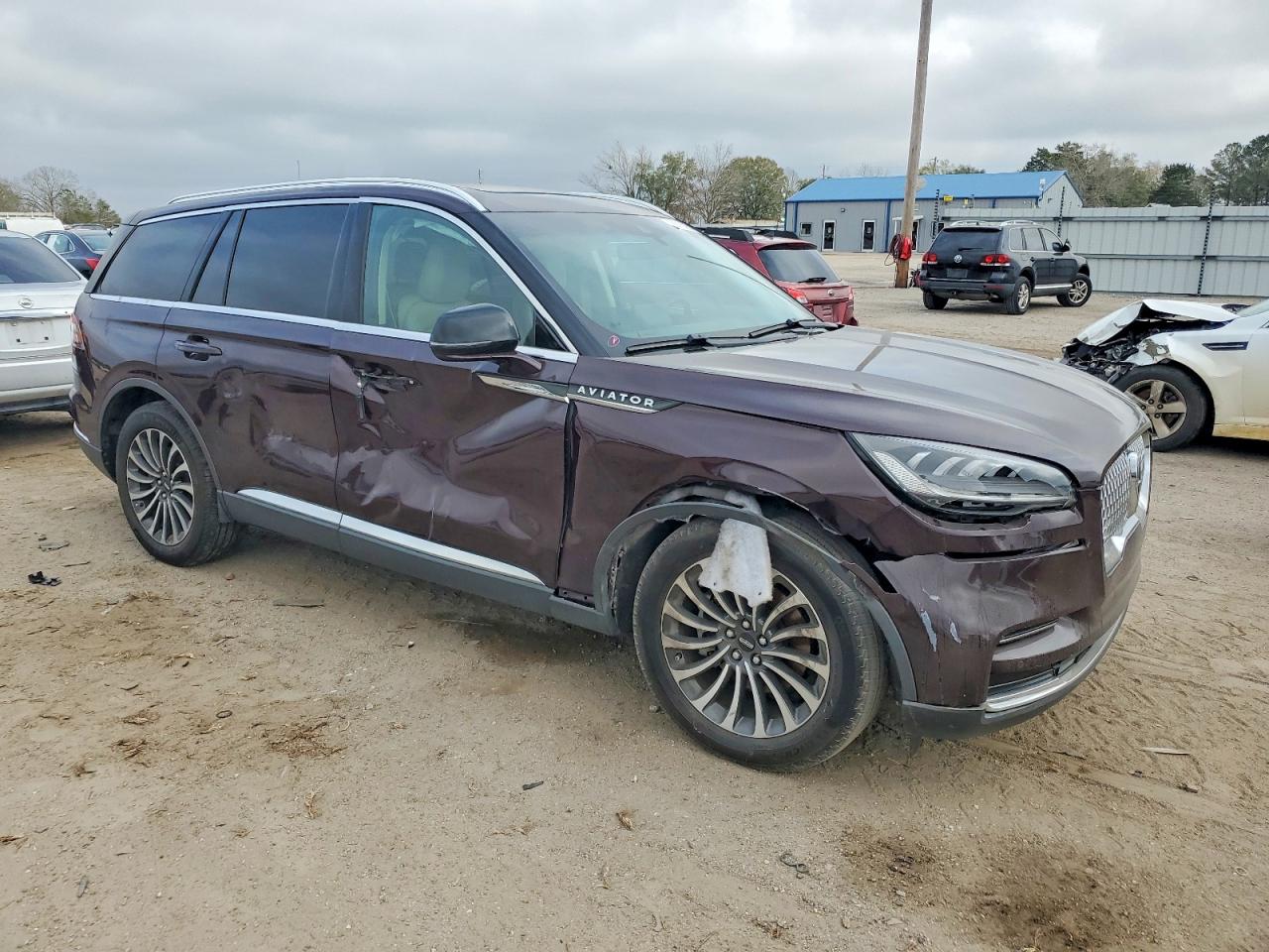 2023 LINCOLN AVIATOR photo 4