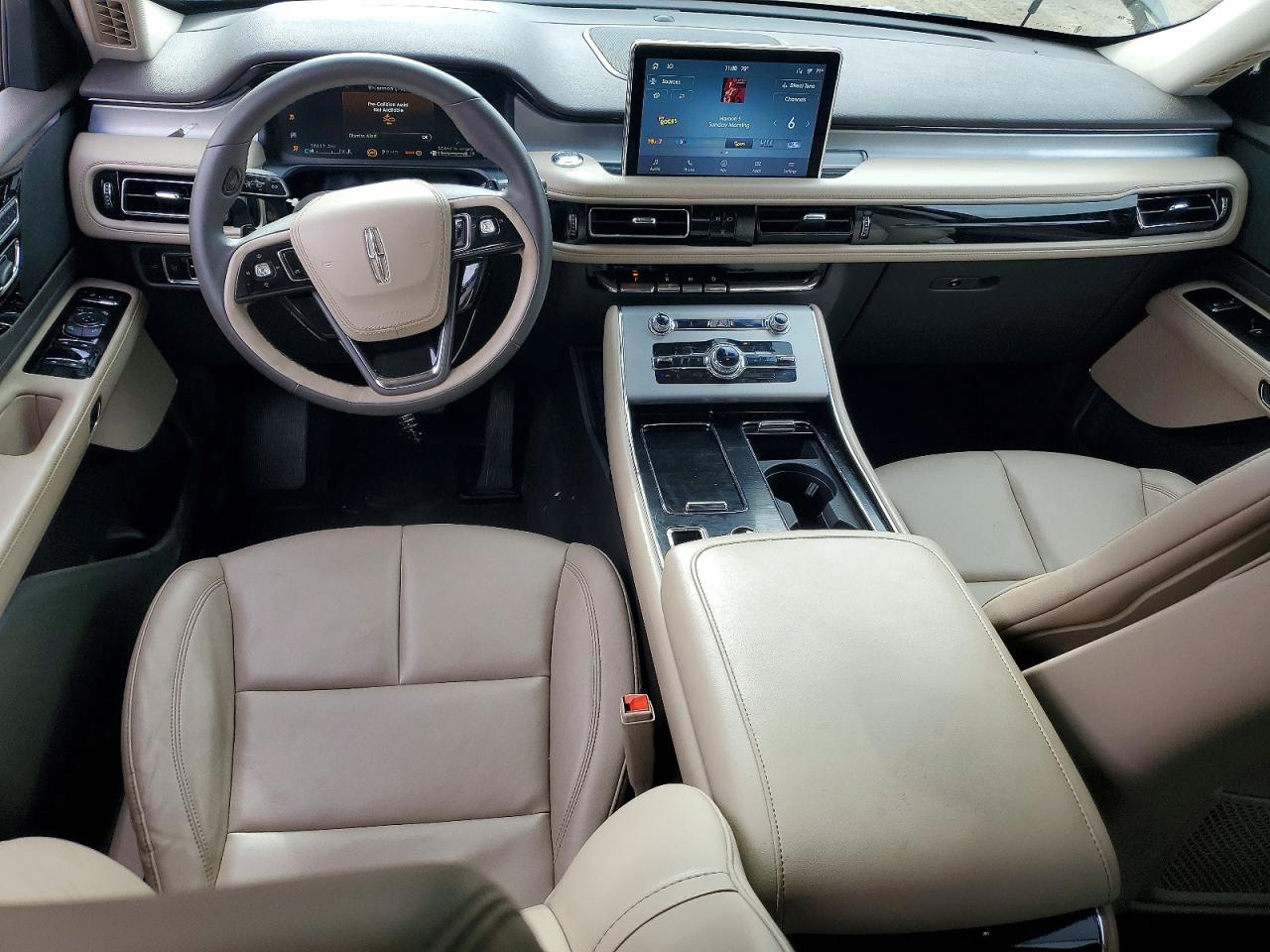 2023 LINCOLN AVIATOR photo 8