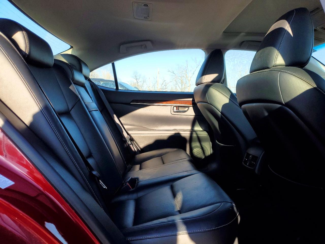 2013 LEXUS ES 350 photo 10