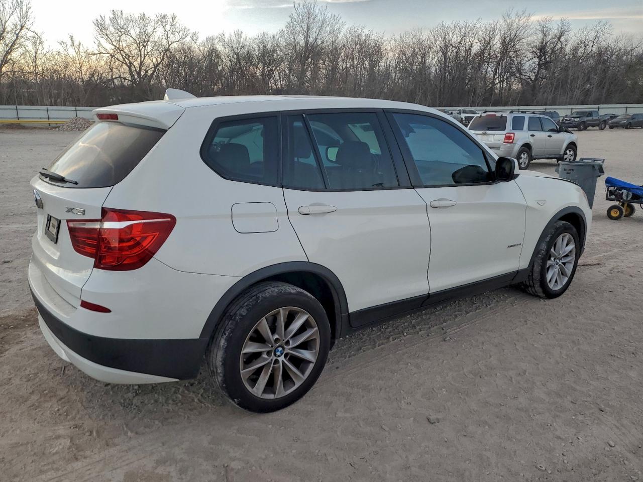 2013 BMW X3 XDRIVE28I photo 3
