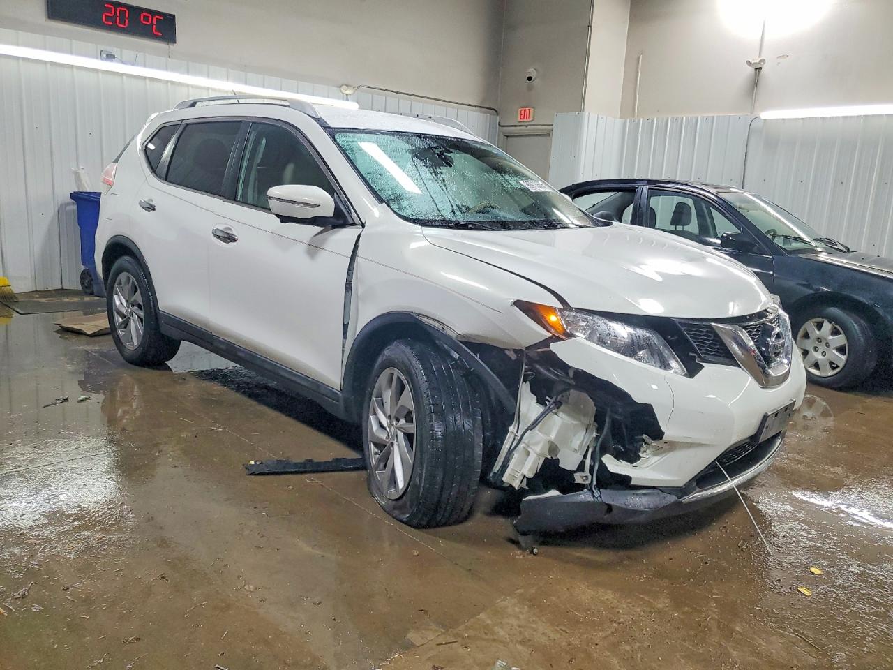 2014 NISSAN ROGUE S photo 4