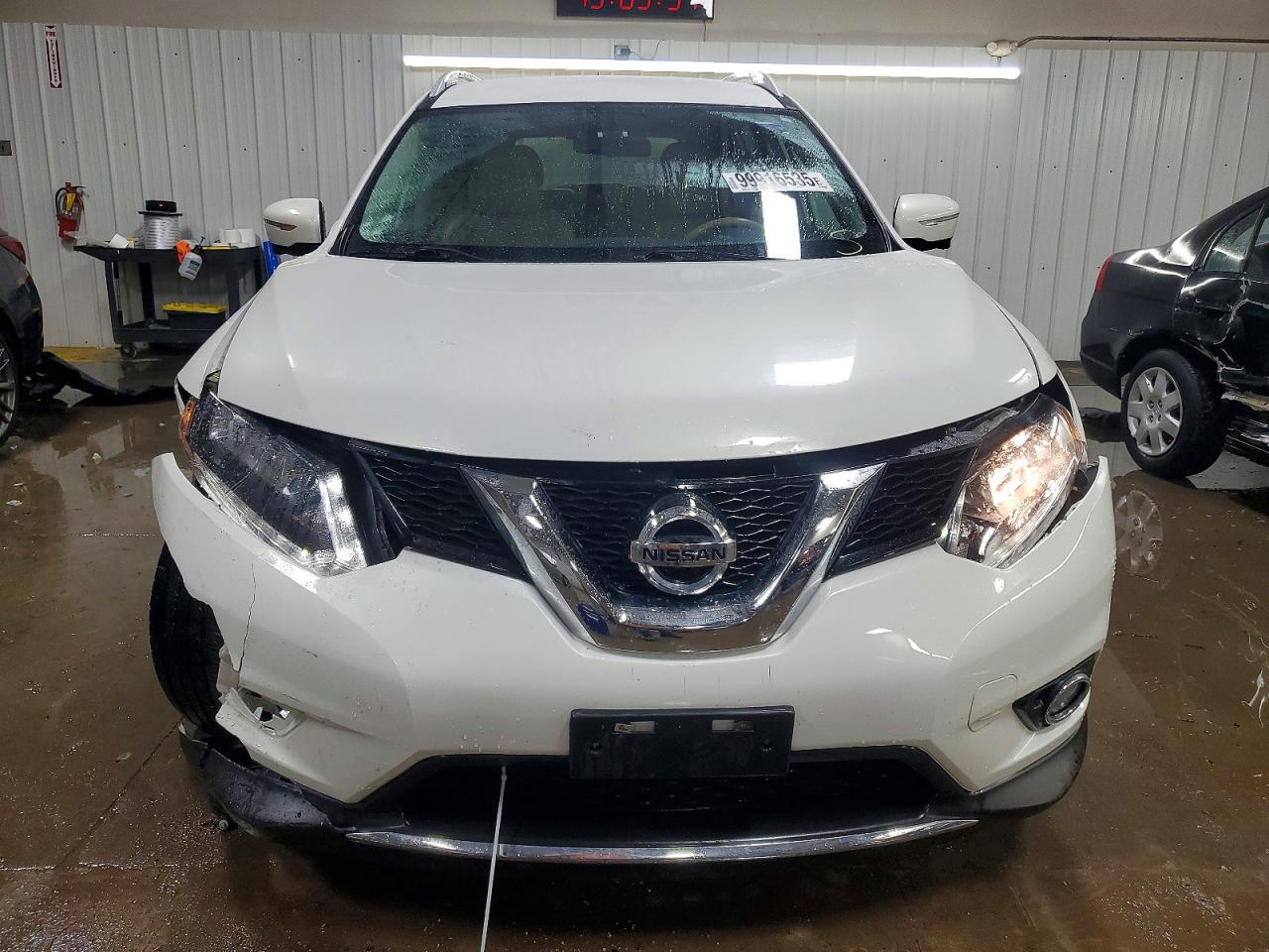 2014 NISSAN ROGUE S photo 5