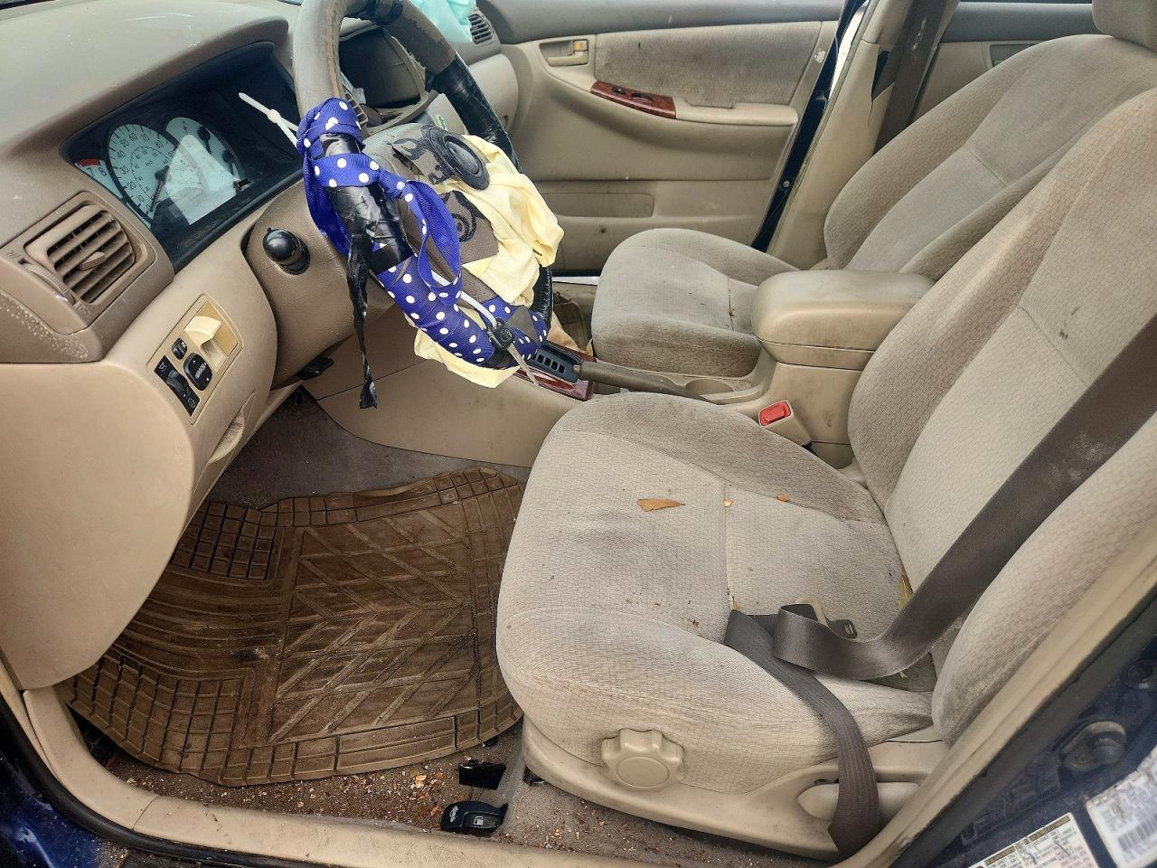 2004 TOYOTA COROLLA CE photo 7