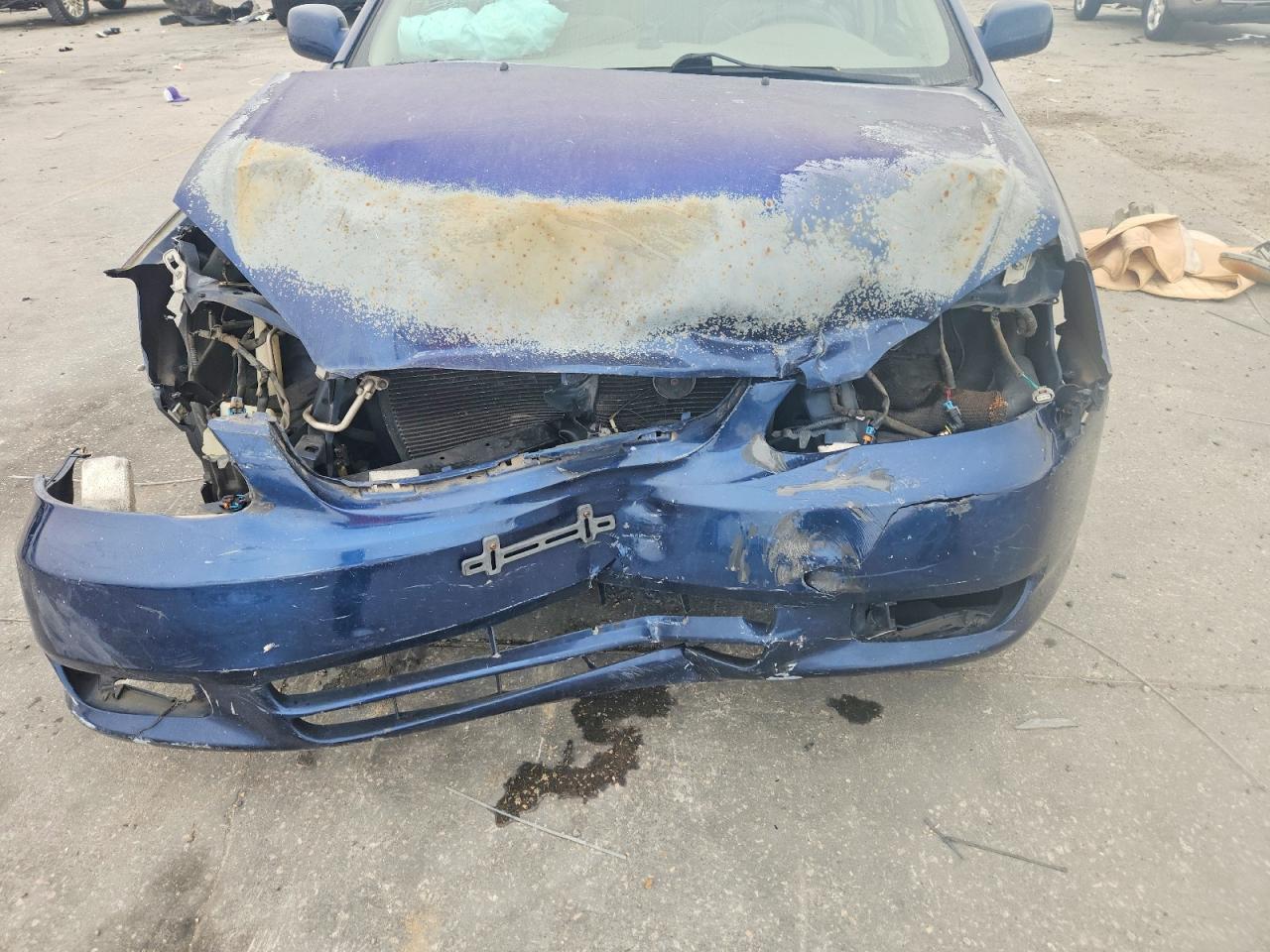 2004 TOYOTA COROLLA CE photo 11