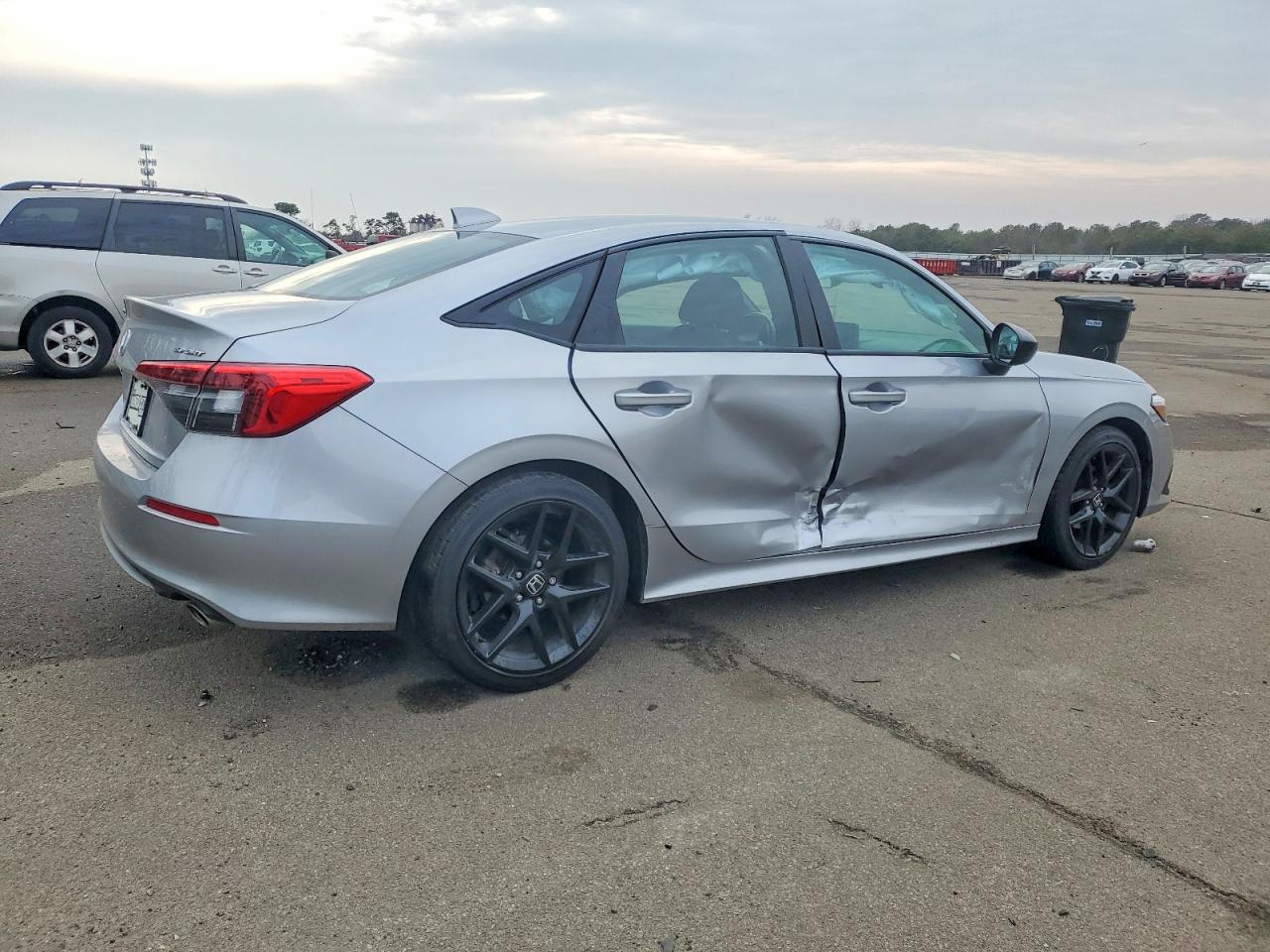 2022 HONDA CIVIC SPORT photo 3