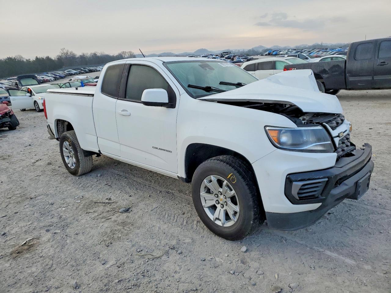 2022 CHEVROLET COLORADO LT photo 4