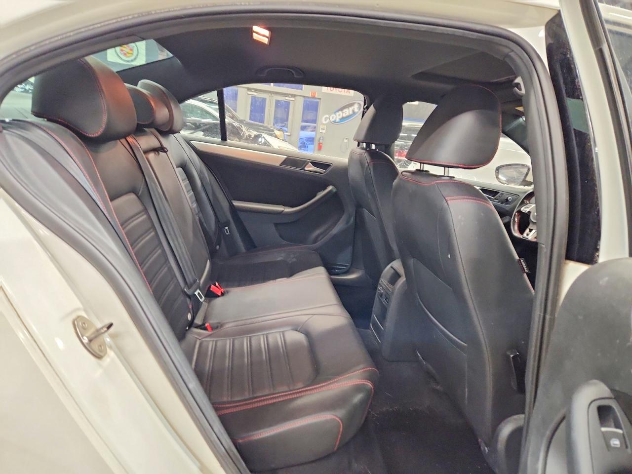 2013 VOLKSWAGEN JETTA GLI photo 10