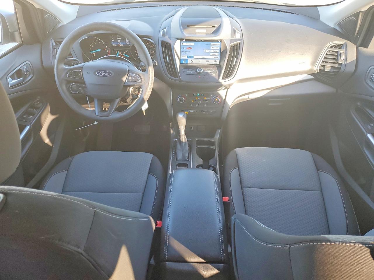 2017 FORD ESCAPE SE photo 8