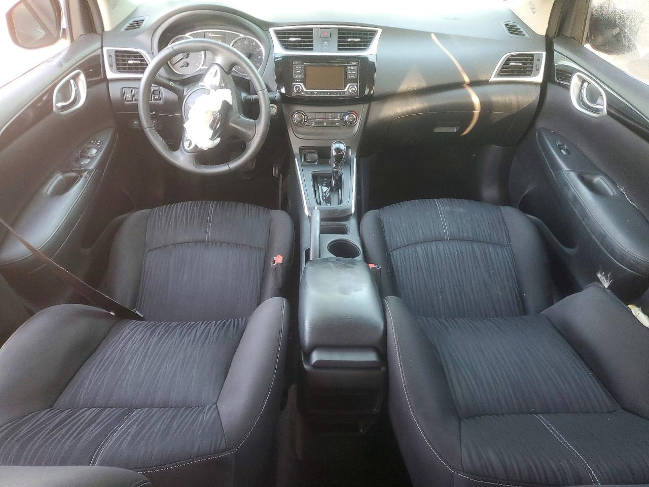 2017 NISSAN SENTRA S photo 8
