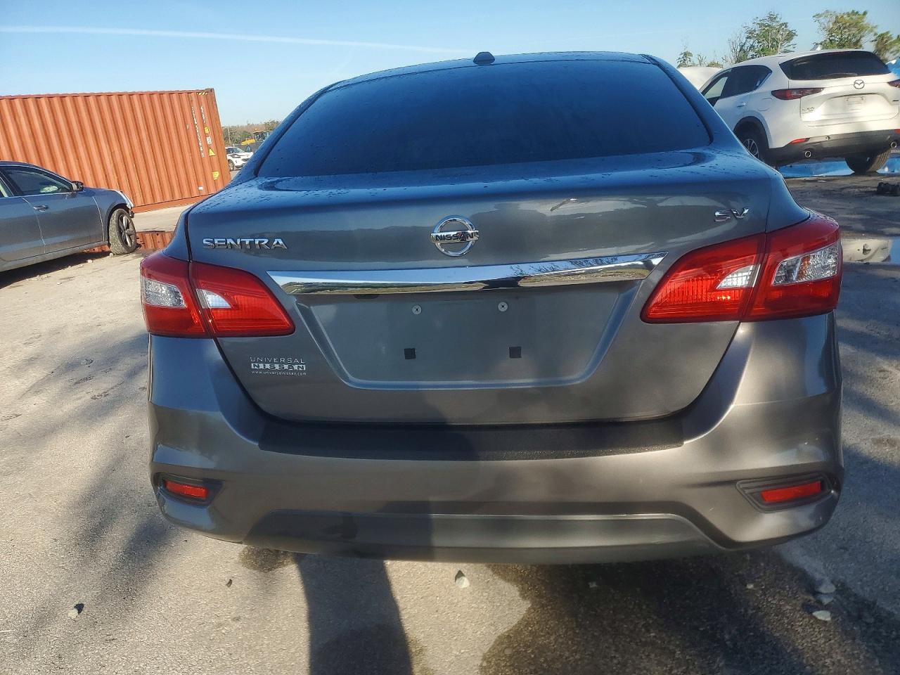 2017 NISSAN SENTRA S photo 6