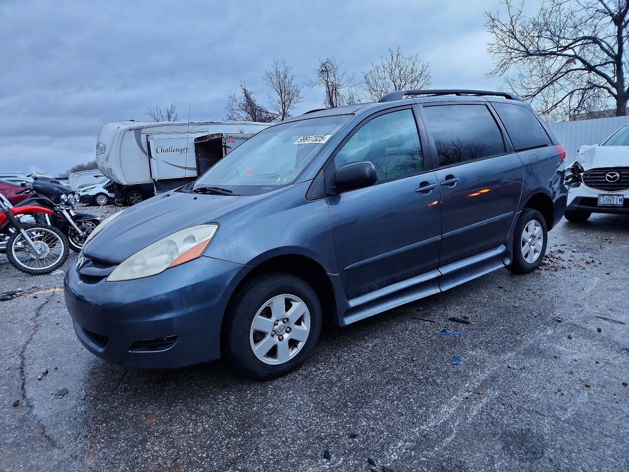 2006 TOYOTA SIENNA