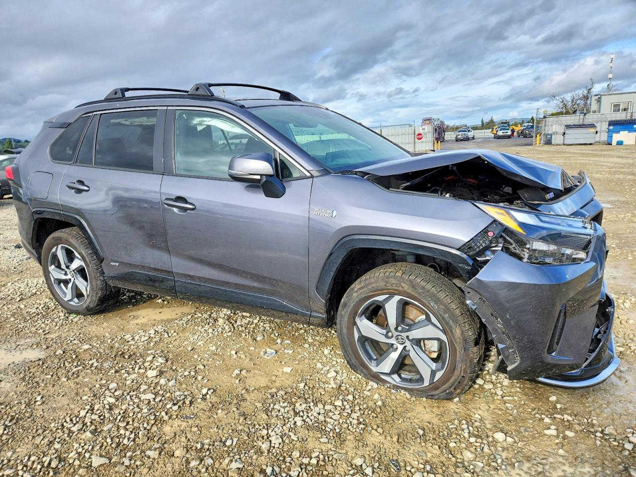 2022 TOYOTA RAV4 PRIME SE photo 4