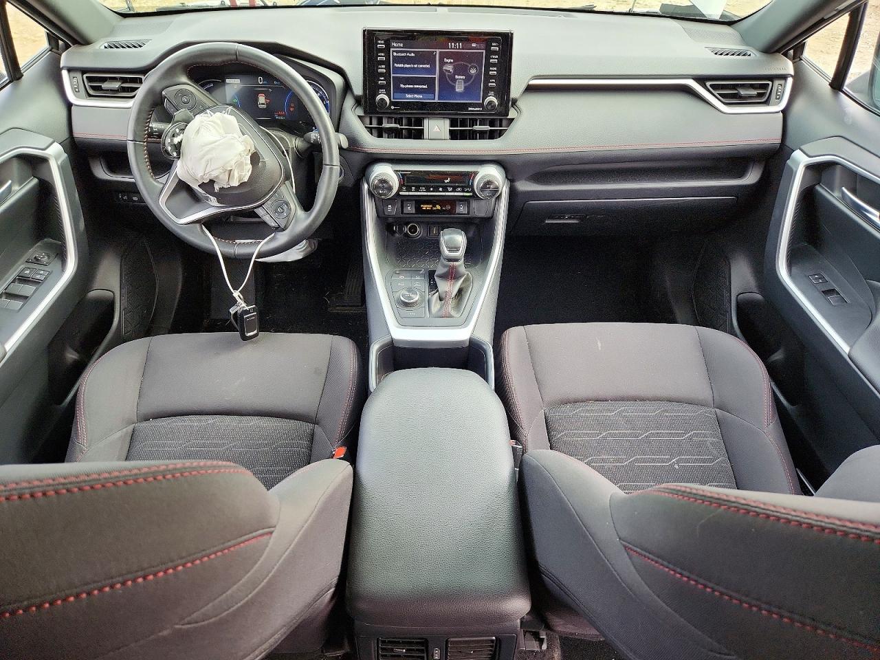 2022 TOYOTA RAV4 PRIME SE photo 8