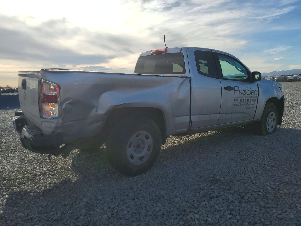 2018 CHEVROLET COLORADO photo 3