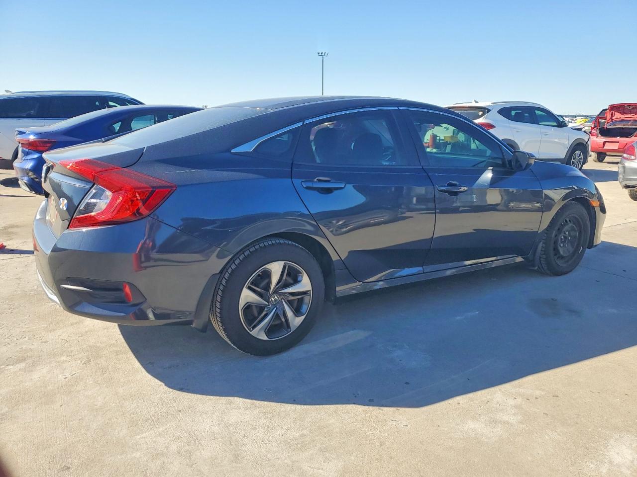 2020 HONDA CIVIC LX photo 3