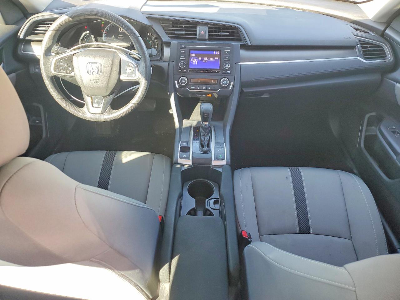2020 HONDA CIVIC LX photo 8