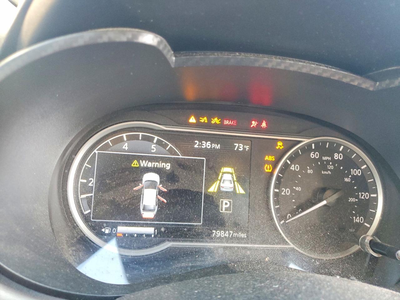 2021 NISSAN VERSA SV photo 9
