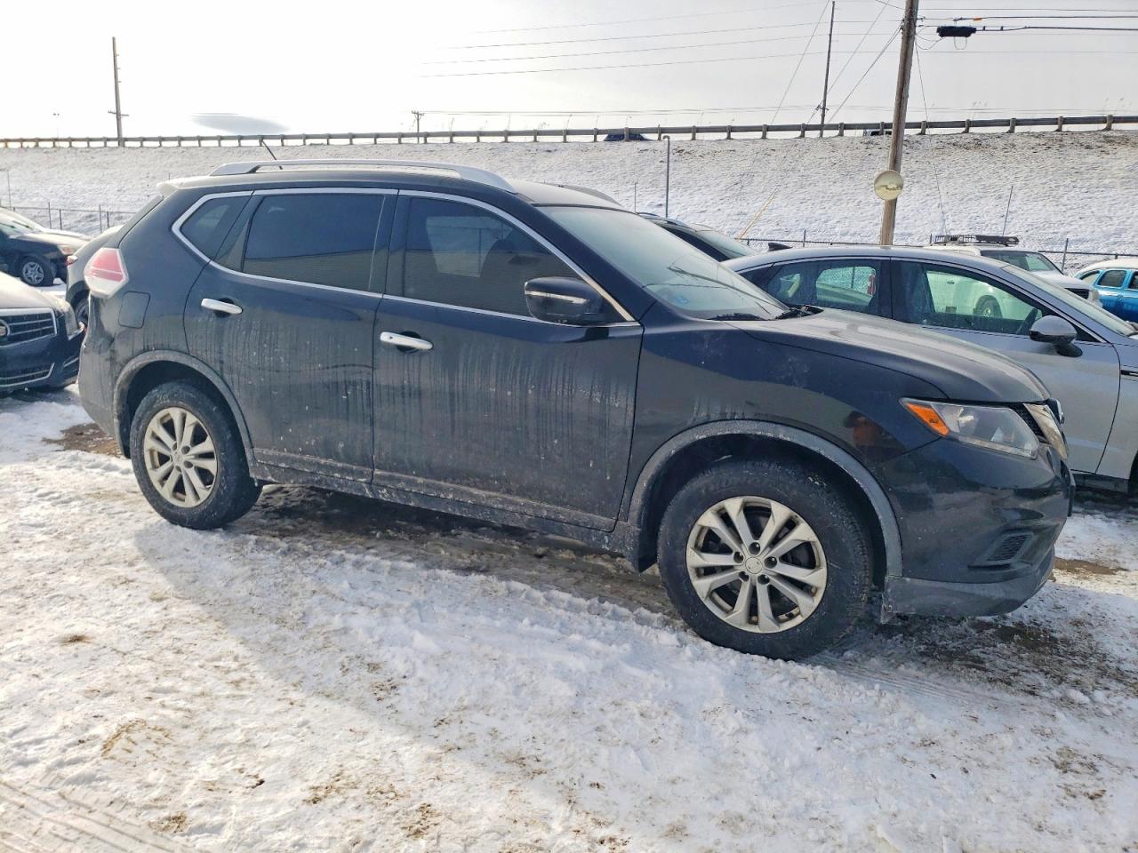 2016 NISSAN ROGUE S photo 4