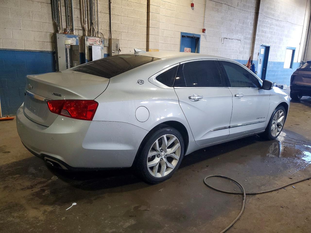 2018 CHEVROLET IMPALA PREMIER photo 3