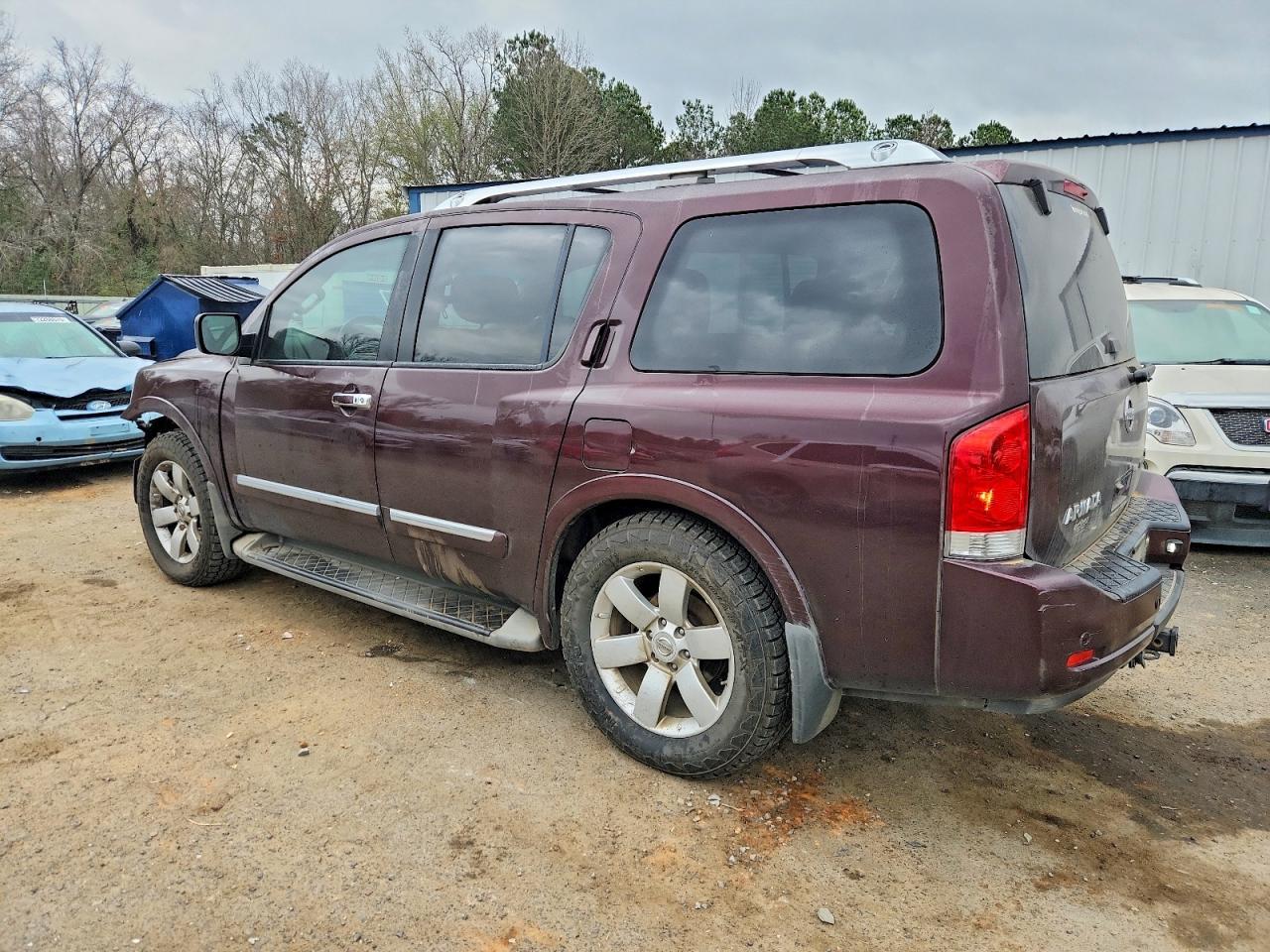 2013 NISSAN ARMADA SV photo 2