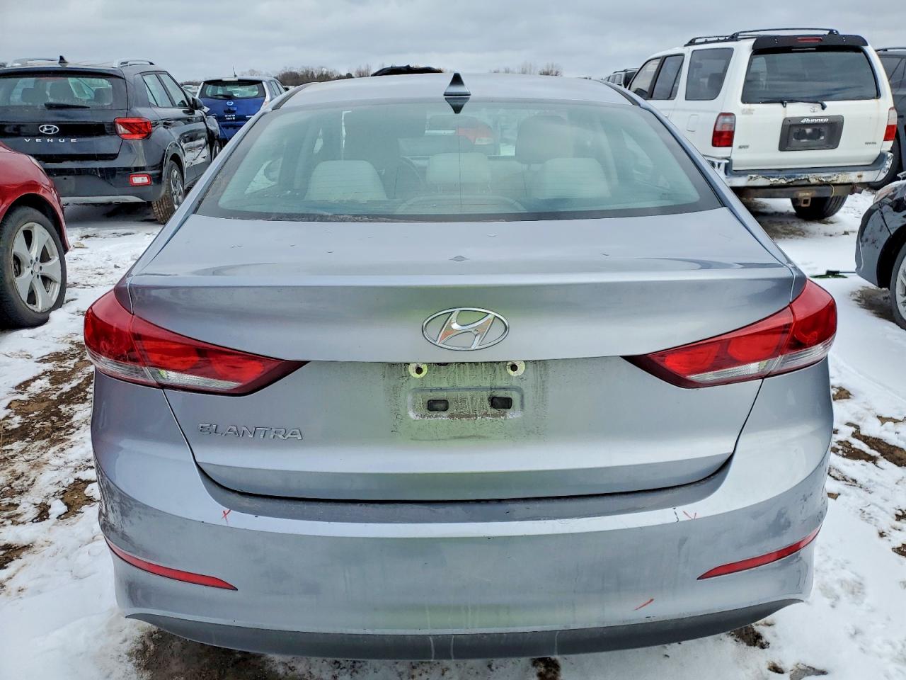 2017 HYUNDAI ELANTRA SE photo 6