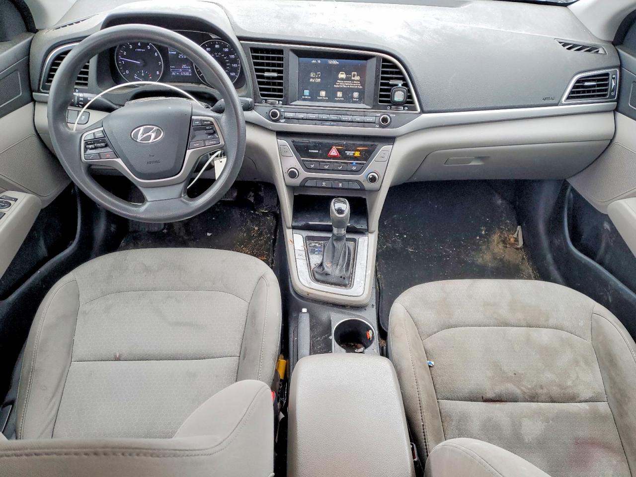 2017 HYUNDAI ELANTRA SE photo 8