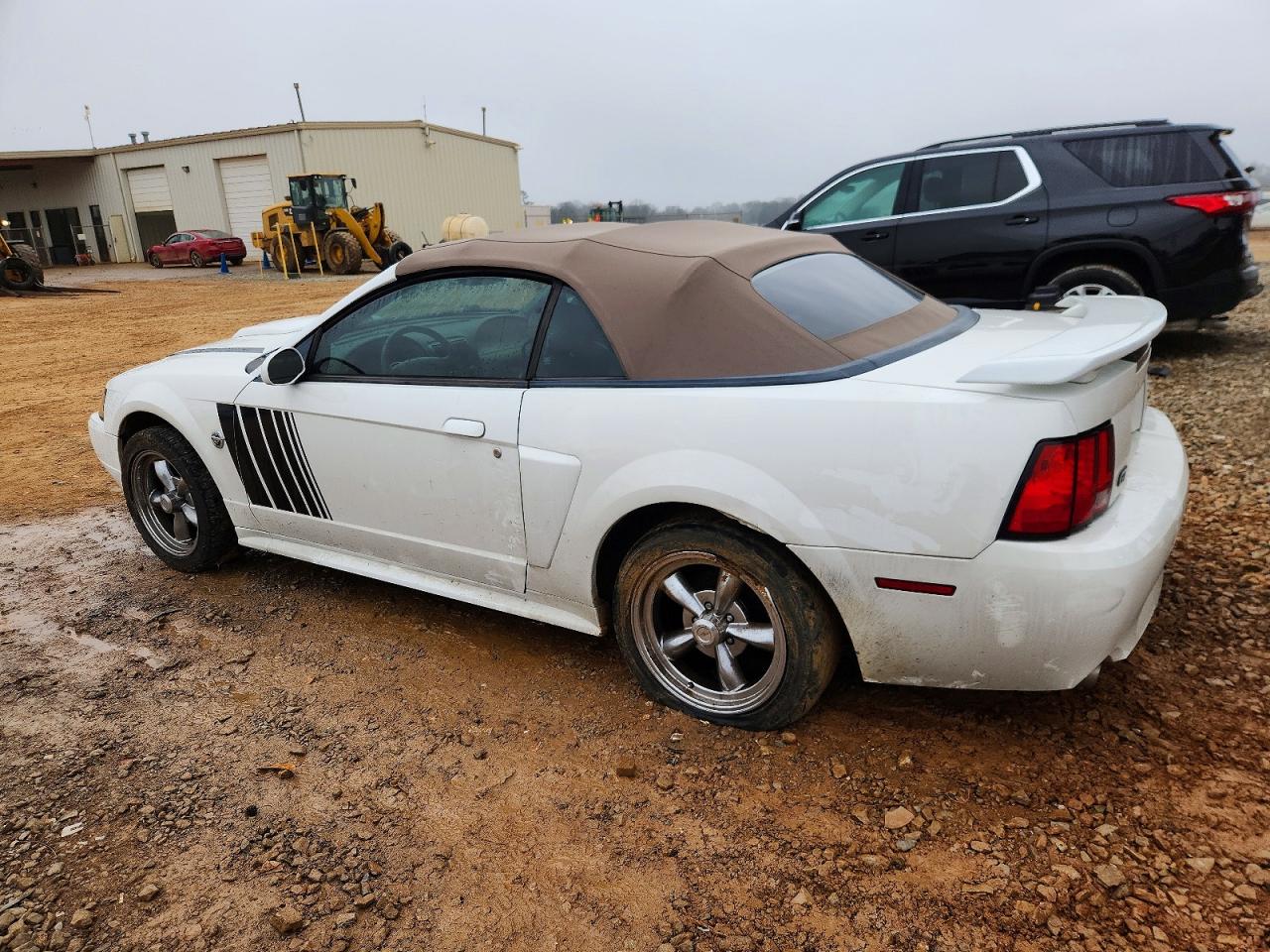 2004 FORD MUSTANG GT photo 2