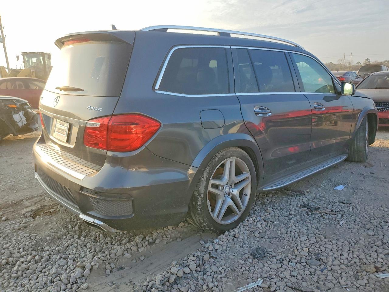 2014 MERCEDES-BENZ GL 550 4MATIC photo 3