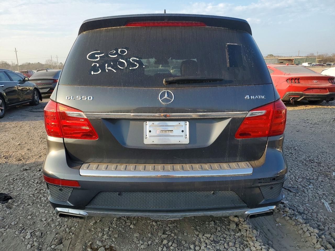 2014 MERCEDES-BENZ GL 550 4MATIC photo 6