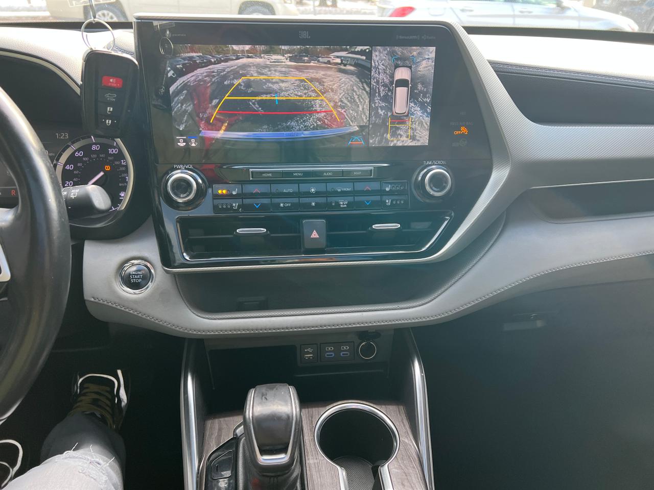 2022 TOYOTA HIGHLANDER PLATINUM photo 10