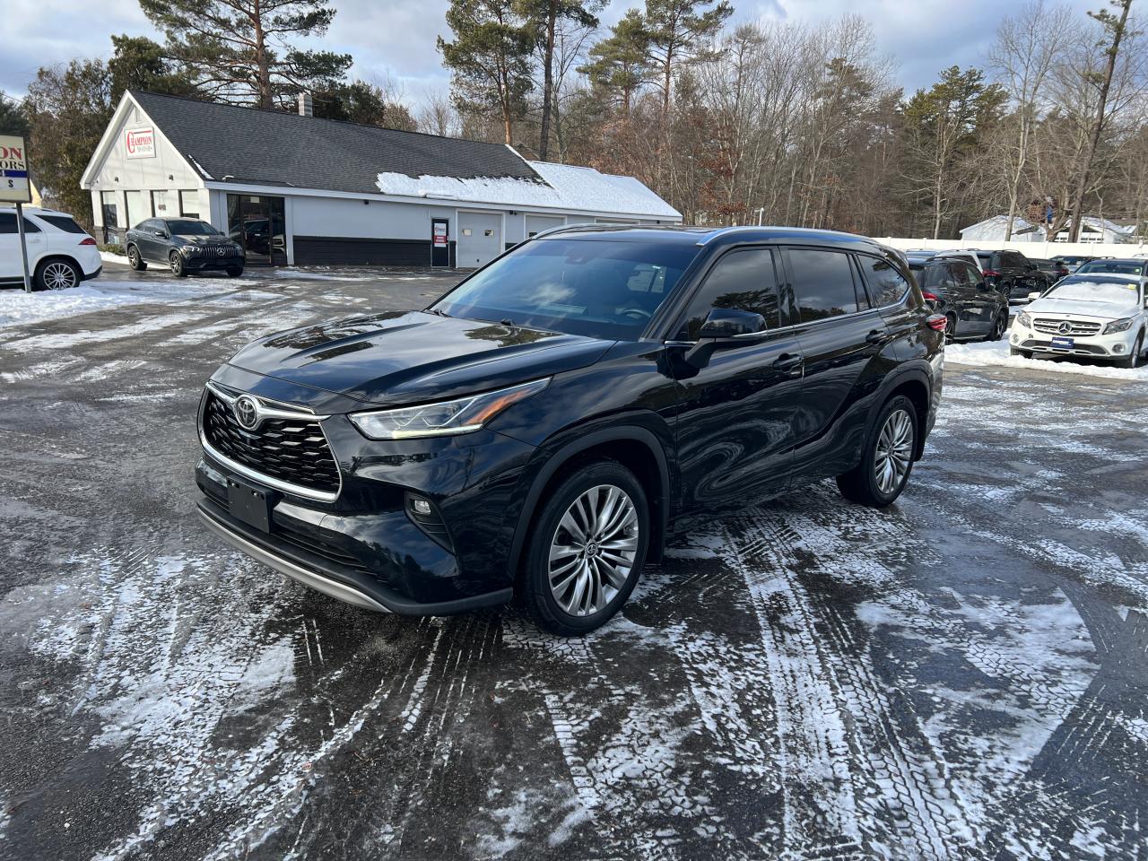 2022 TOYOTA HIGHLANDER PLATINUM photo 2
