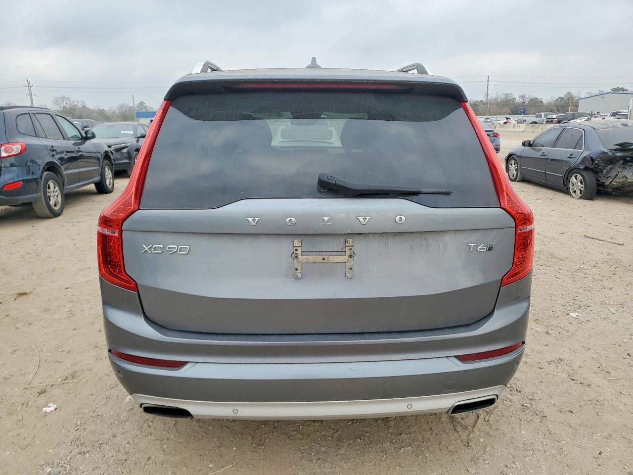 2016 VOLVO XC90 T6 photo 6