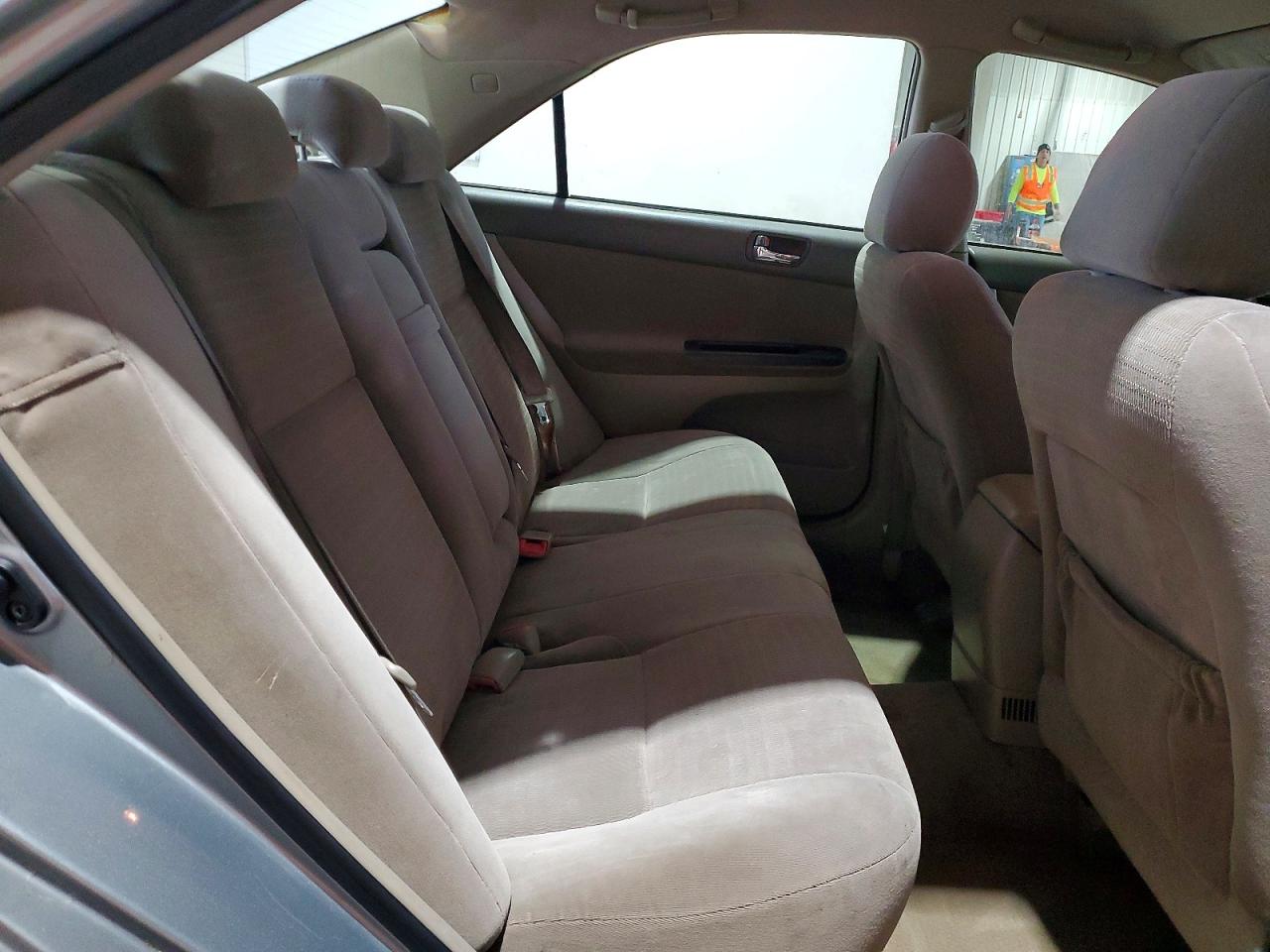 2005 TOYOTA CAMRY LE photo 10