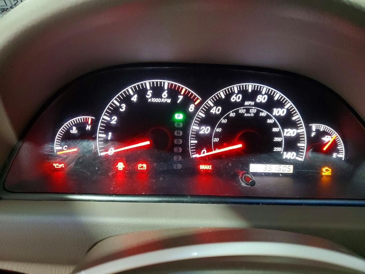 2005 TOYOTA CAMRY LE photo 9