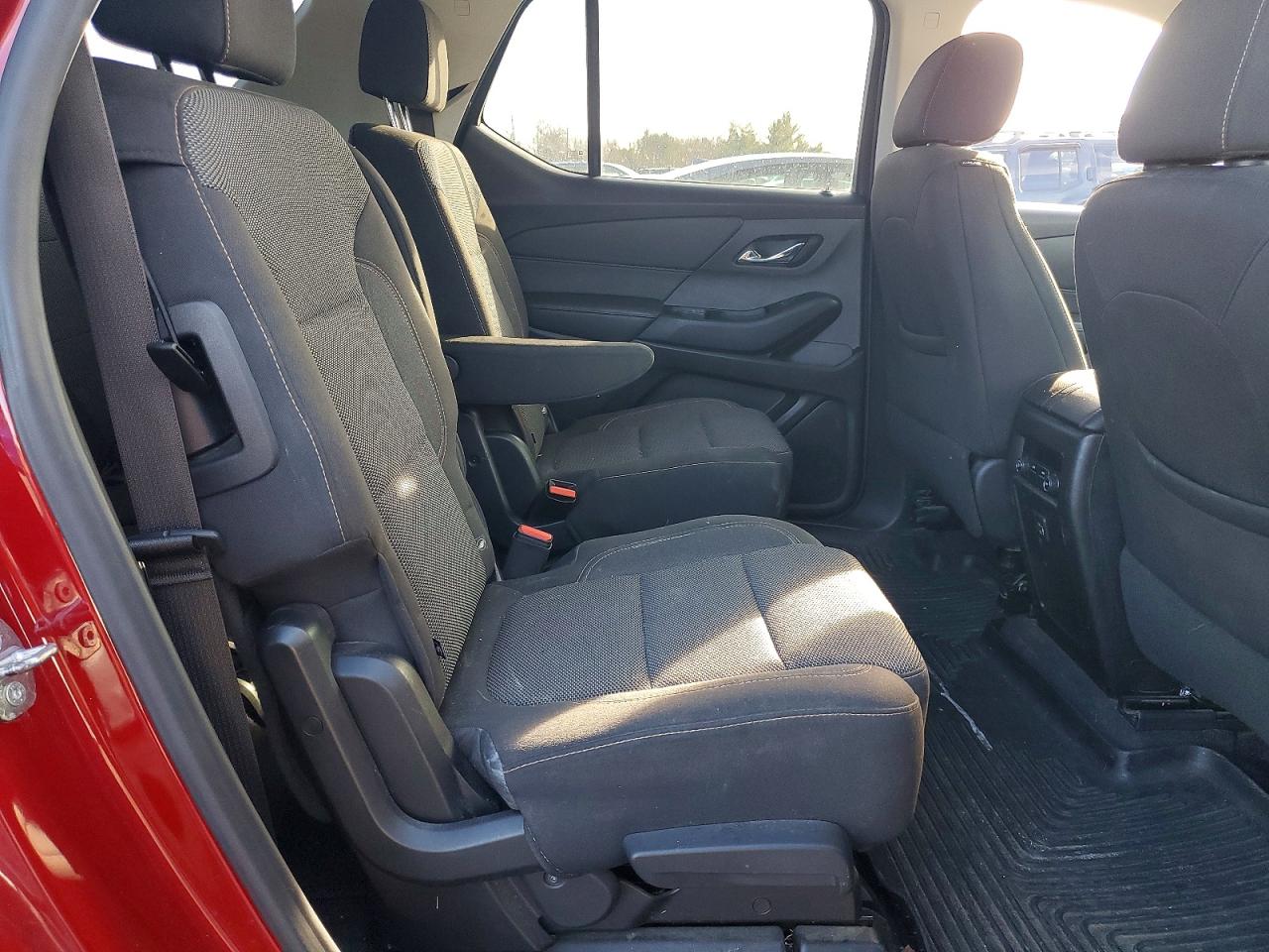 2019 CHEVROLET TRAVERSE LT photo 11