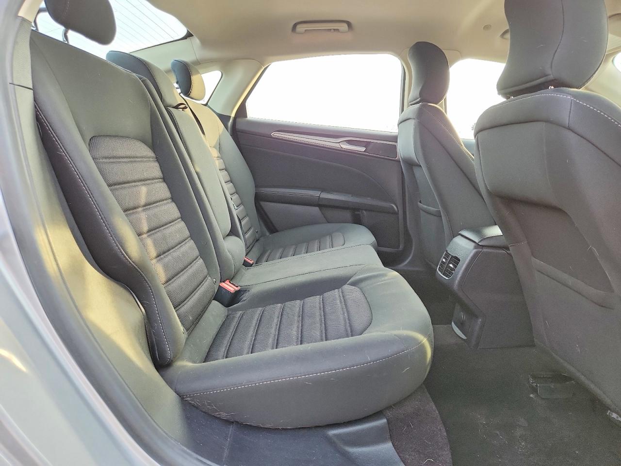 2019 FORD FUSION SE photo 10
