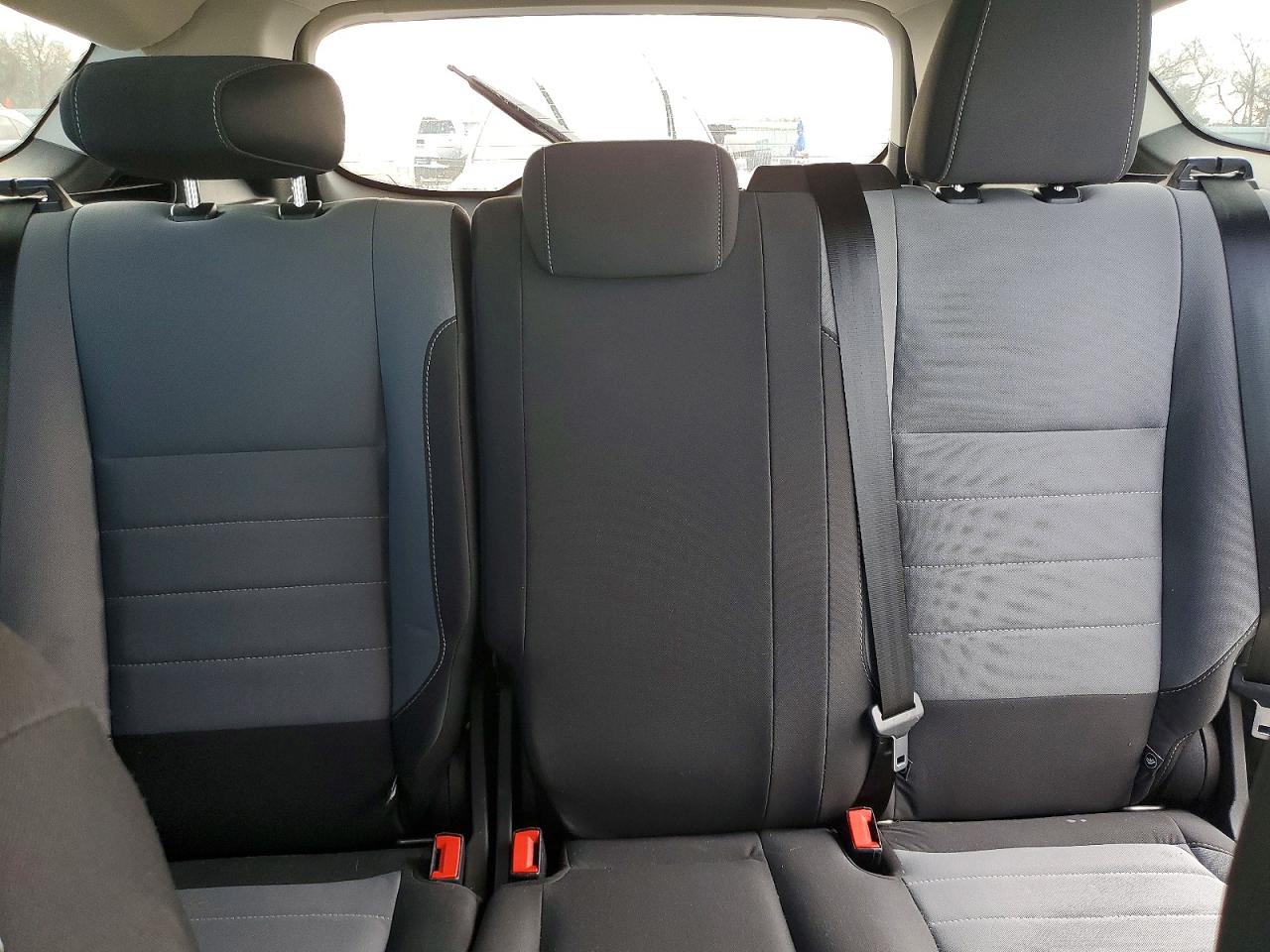 2017 FORD ESCAPE S photo 10