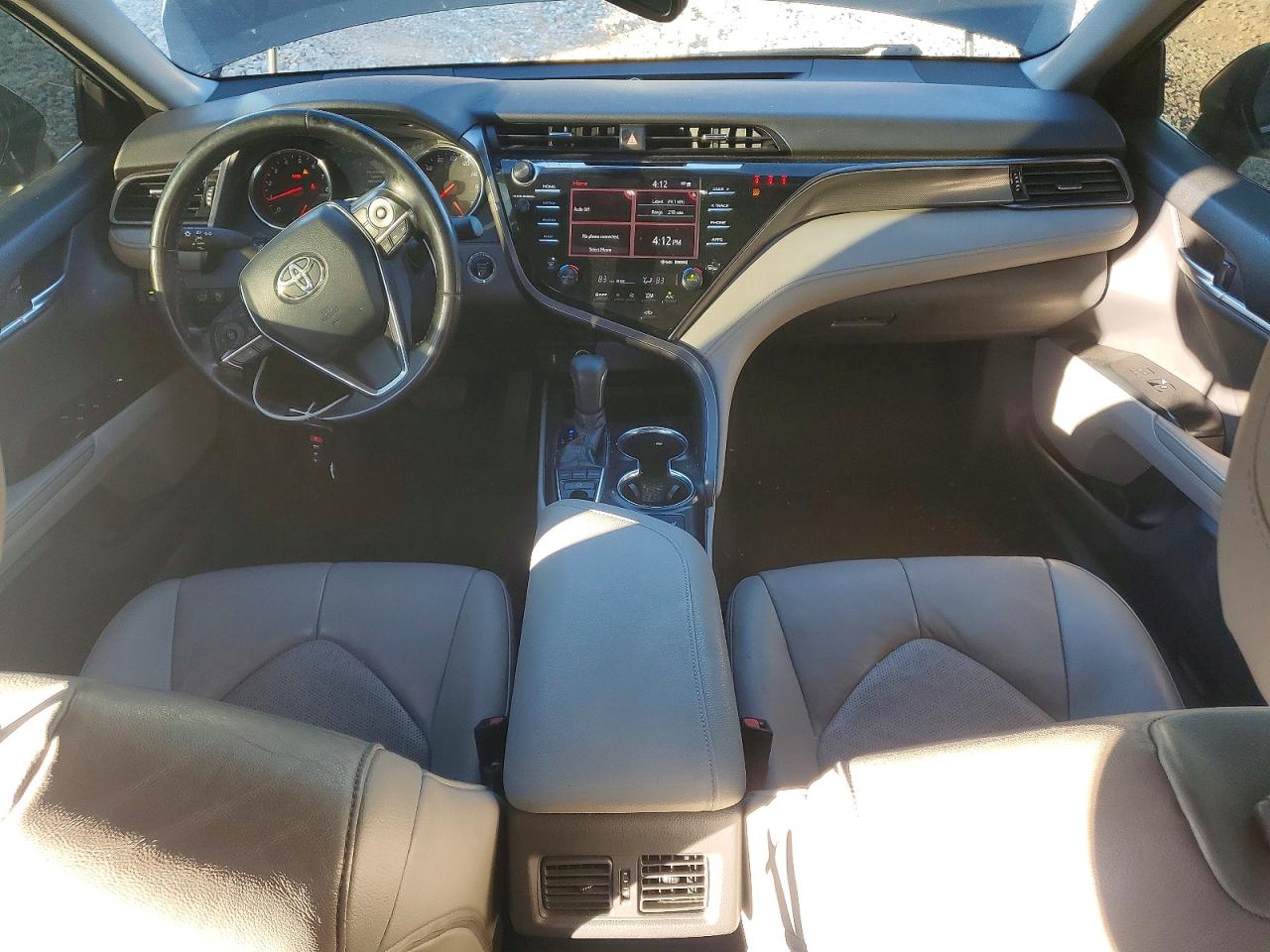 2019 TOYOTA CAMRY XSE photo 8