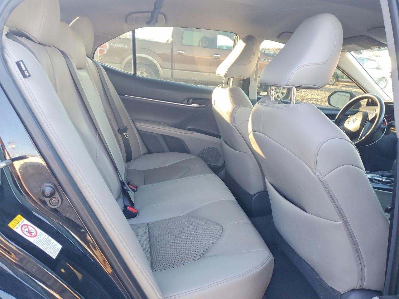 2019 TOYOTA CAMRY XSE photo 10