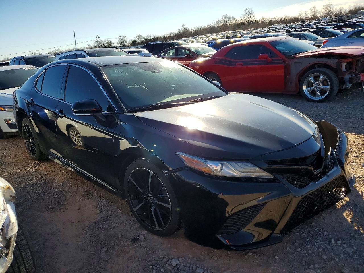 2019 TOYOTA CAMRY XSE photo 4