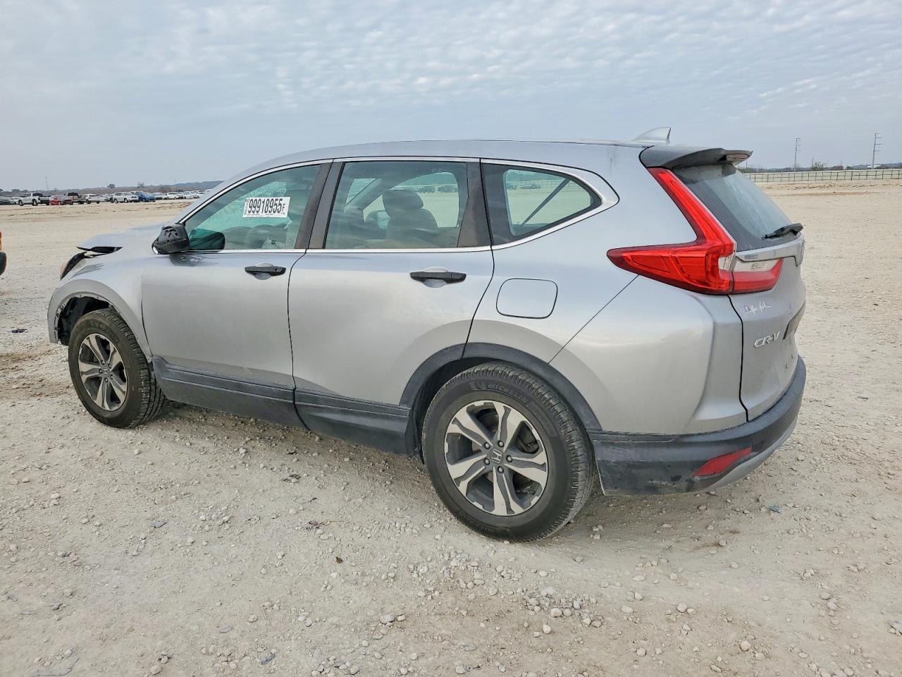 2018 HONDA CR-V LX photo 2