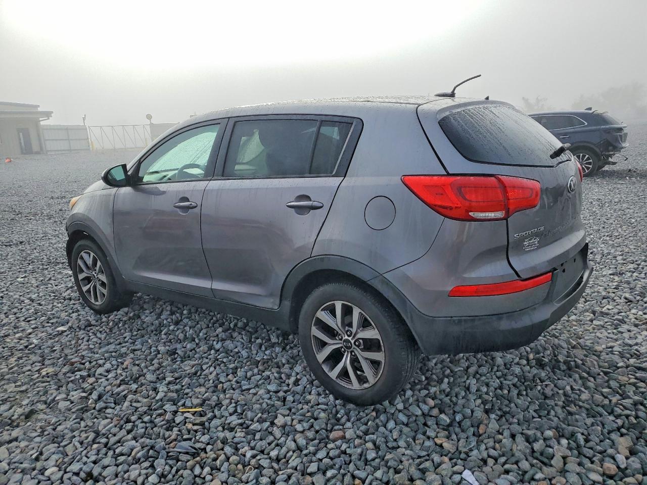 2016 KIA SPORTAGE LX photo 2