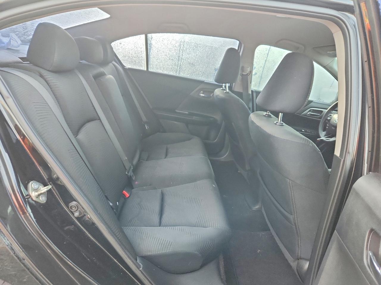 2015 HONDA ACCORD LX photo 10