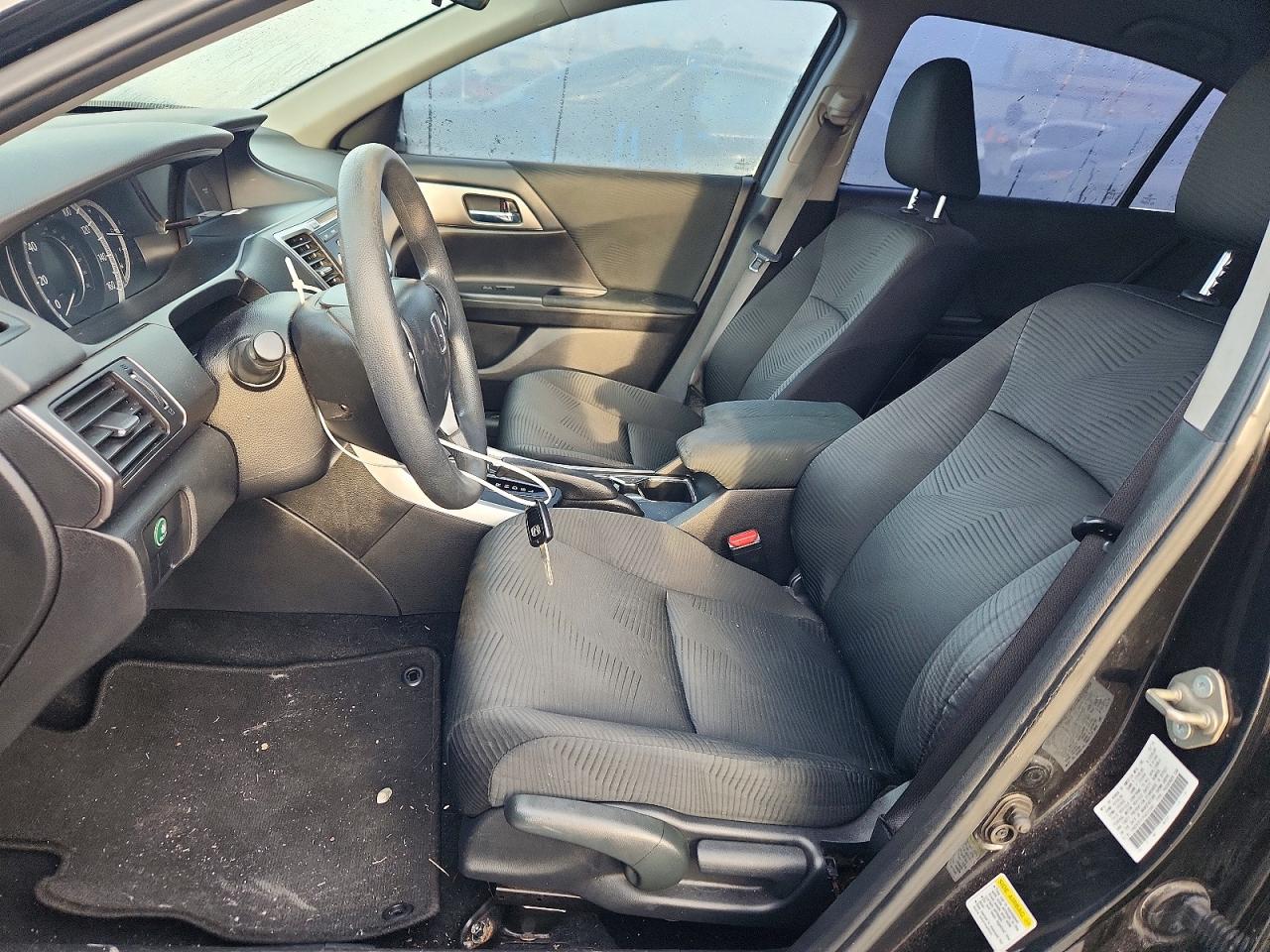 2015 HONDA ACCORD LX photo 7