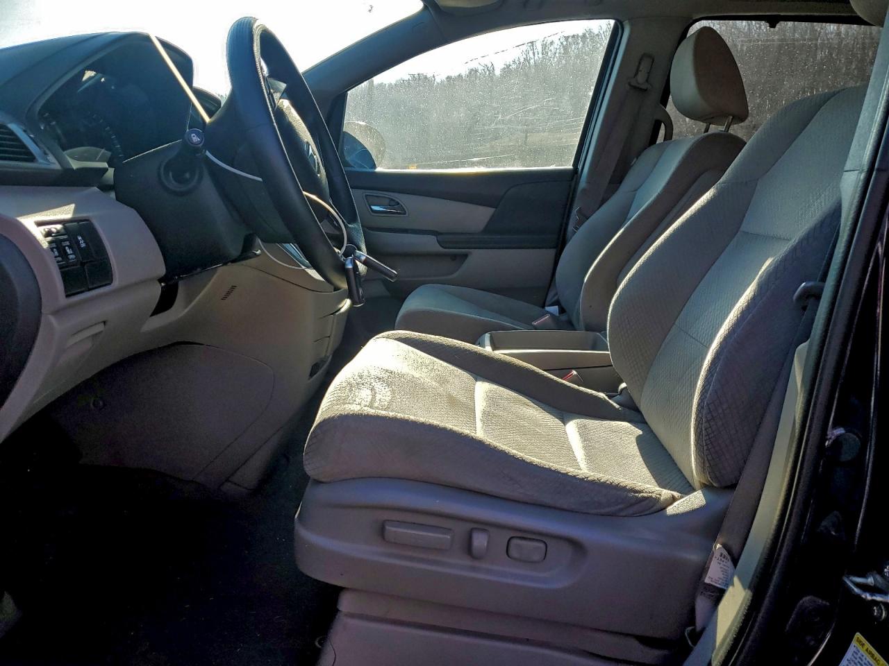 2016 HONDA ODYSSEY EX photo 7