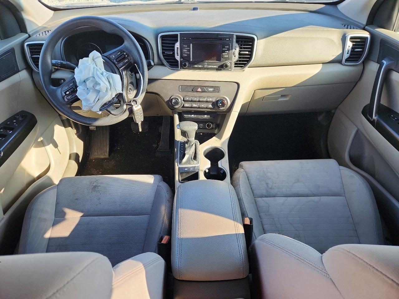 2017 KIA SPORTAGE LX photo 8