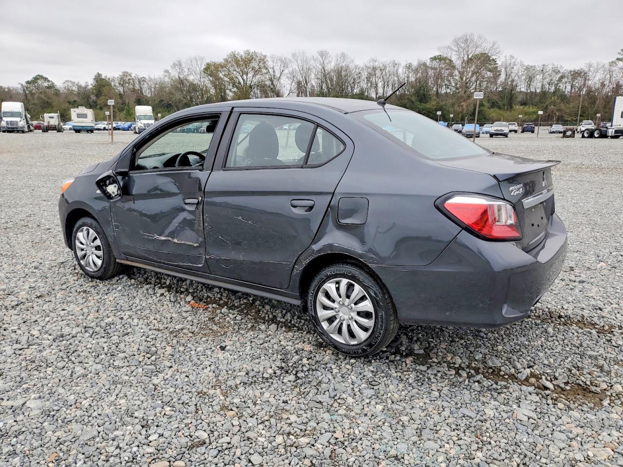 2024 MITSUBISHI MIRAGE G4 ES photo 2