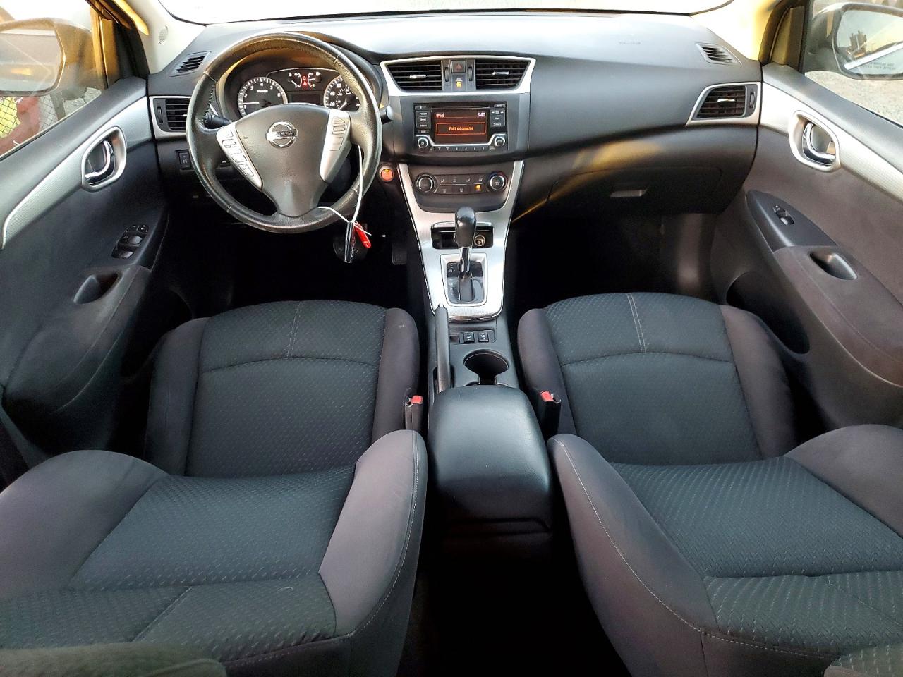 2015 NISSAN SENTRA S photo 8