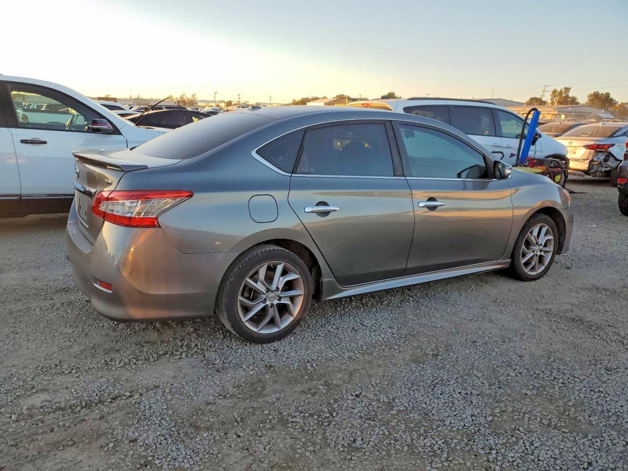 2015 NISSAN SENTRA S photo 3