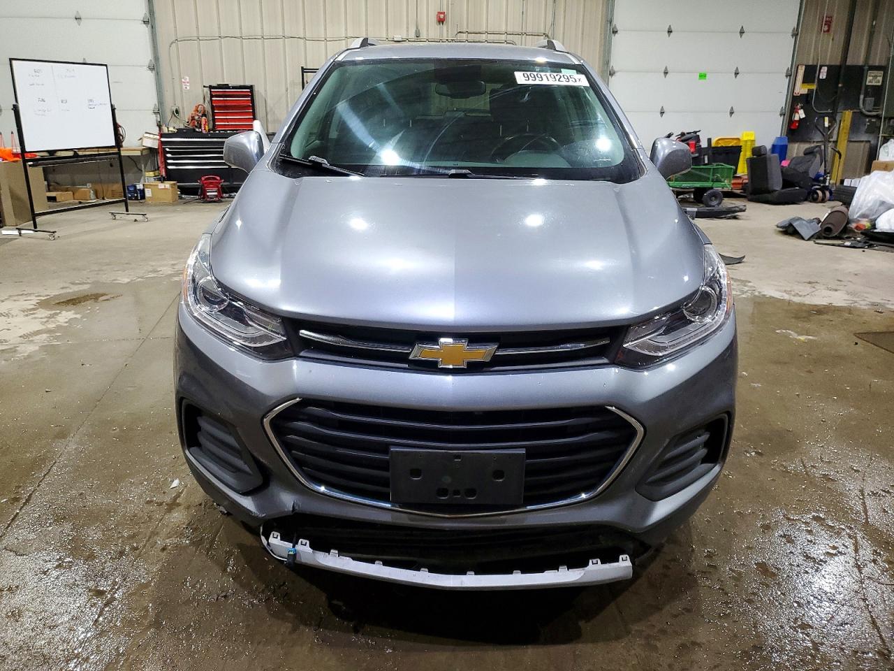 2019 CHEVROLET TRAX 1LT photo 5
